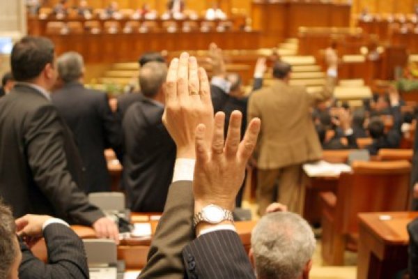 Parlamentul a aprobat înfiinţarea 
